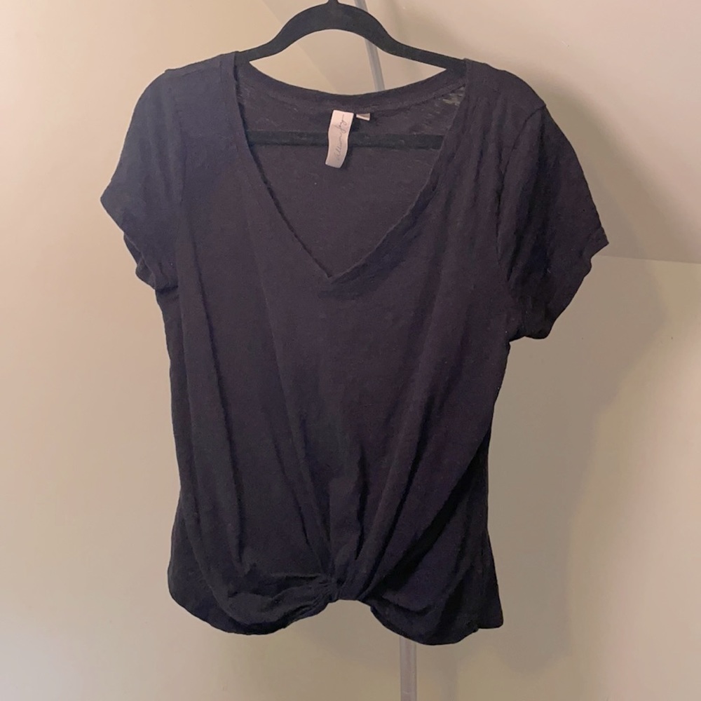 ALLISON JOY Black Twist Front Tee- M